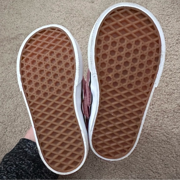 Vans little girl toddler pink checkered slip on sneakers size 5 - Picture 6 of 7